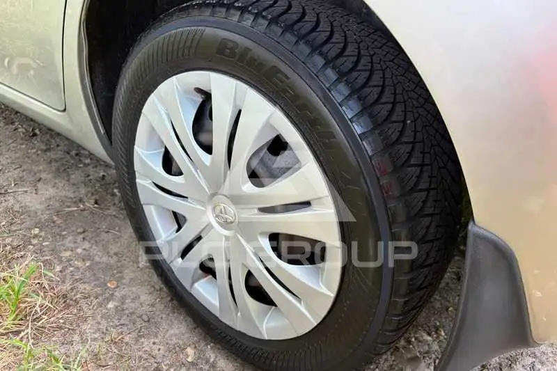 2008 Toyota AURIS