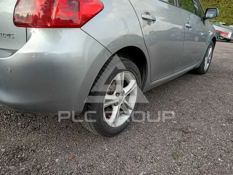 2008 Toyota AURIS