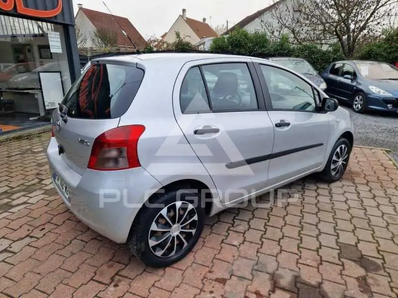 2008 Toyota YARIS