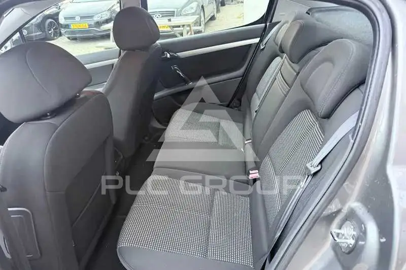 2008 Peugeot 407