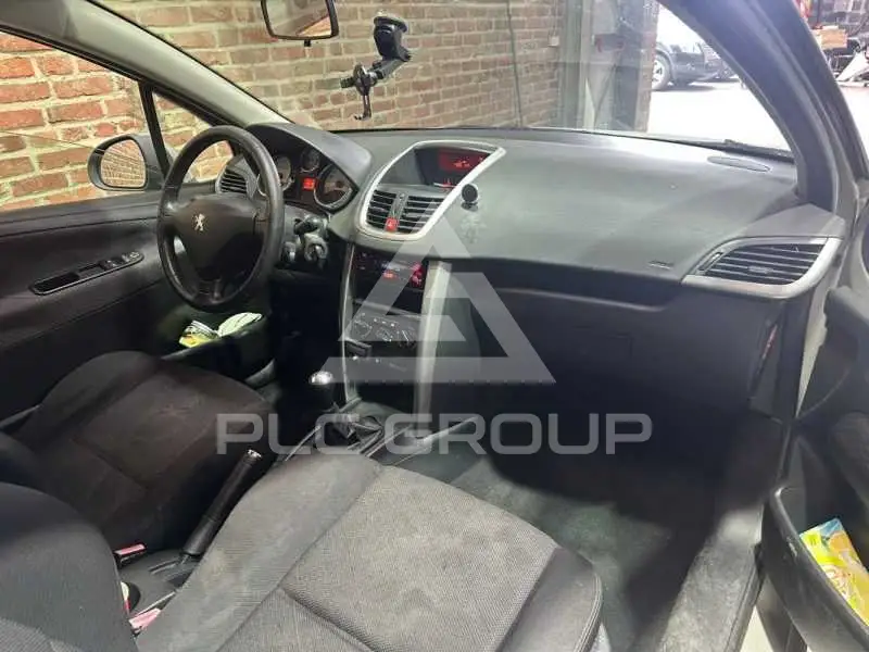 2008 Peugeot 207