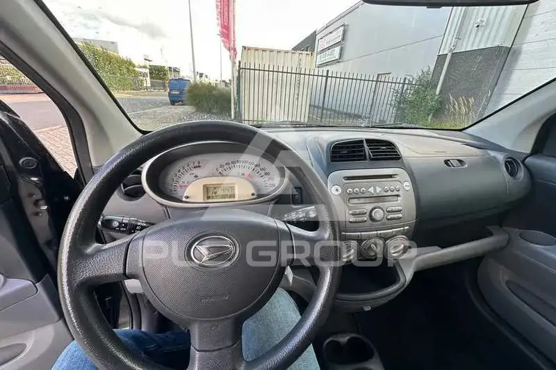 2008 Daihatsu Sirion