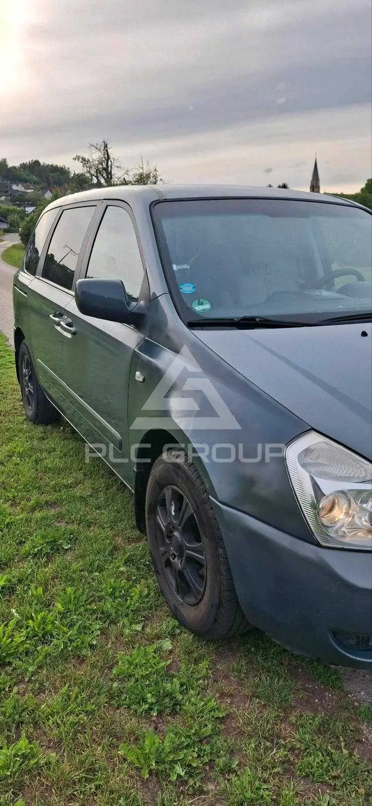 2008 KIA Carnival