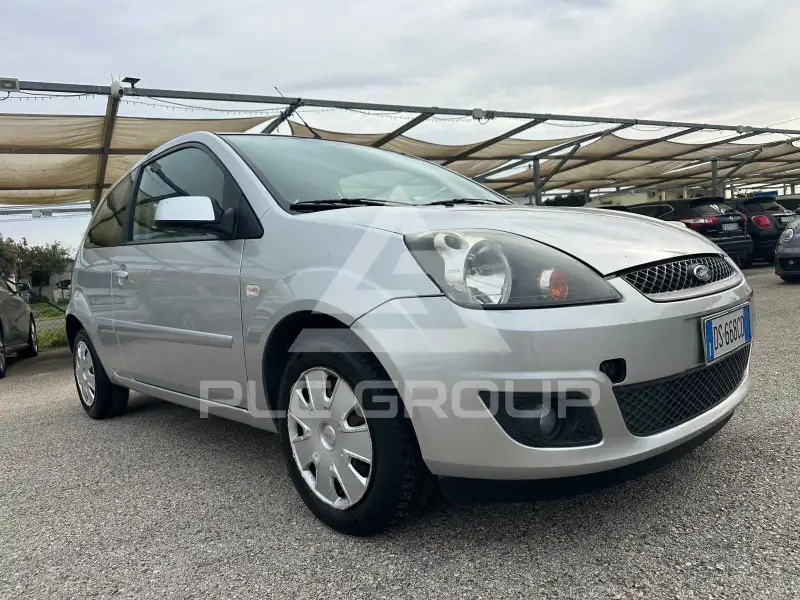 2008 Ford FIESTA