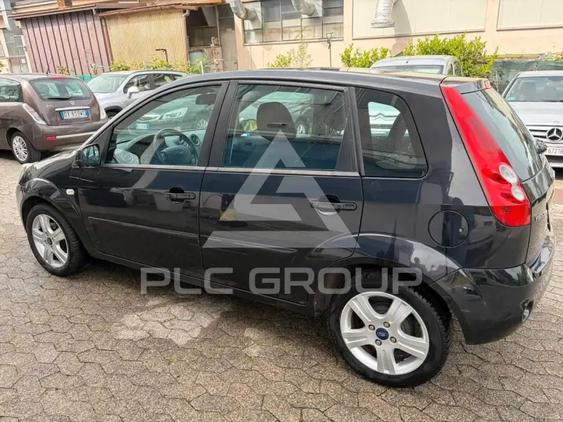 2008 Ford FIESTA