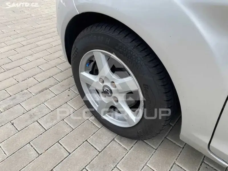 2008 Ford FIESTA