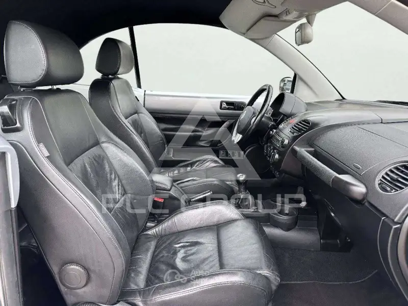 2008 Volkswagen BEETLE
