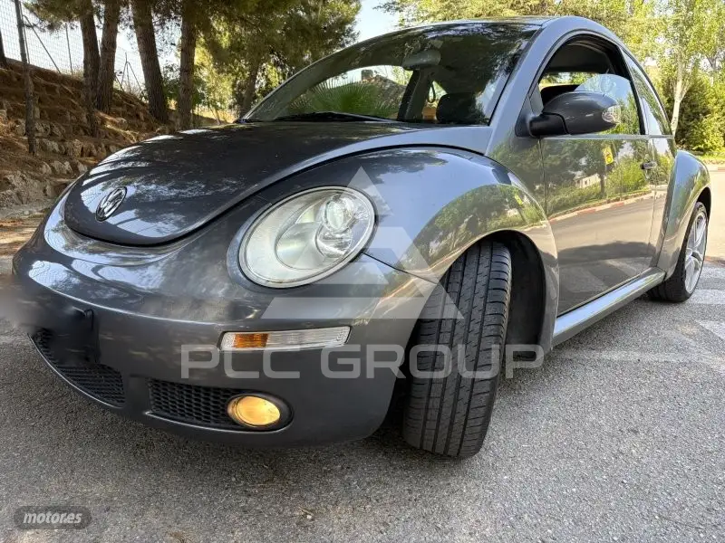 2008 Volkswagen BEETLE