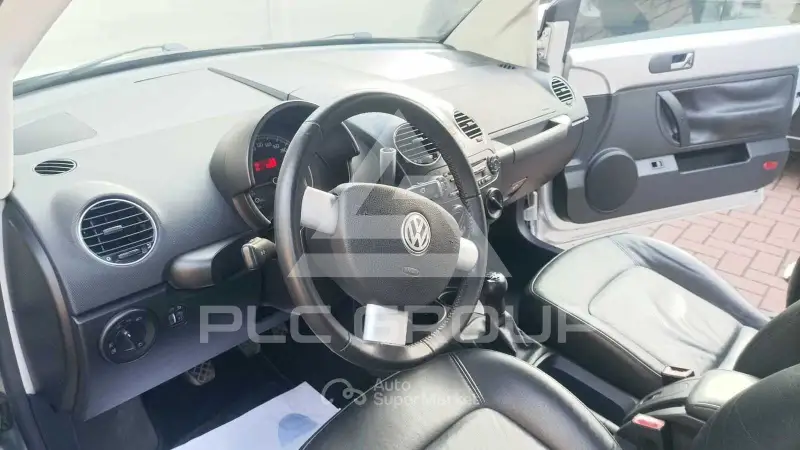 2008 Volkswagen BEETLE