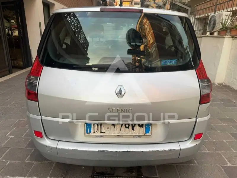 2008 Renault Scenic