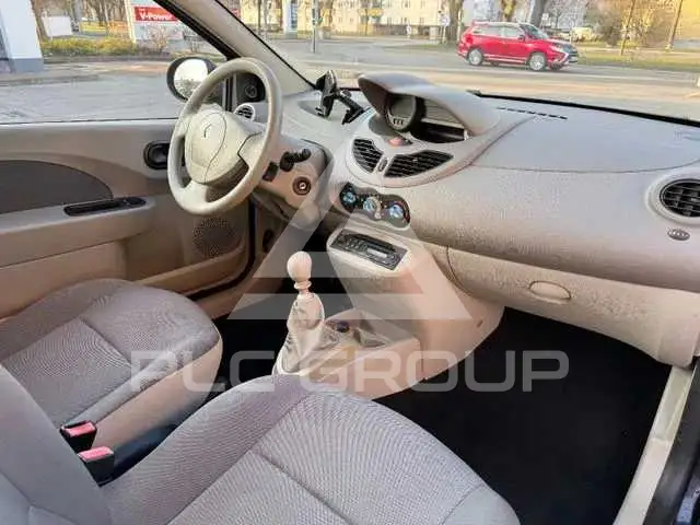 2008 Renault Twingo