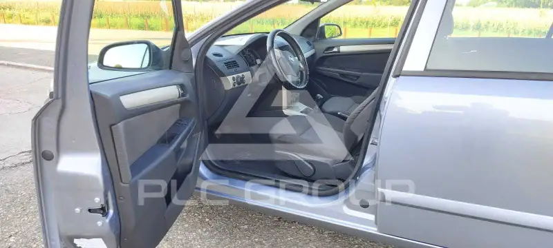 2008 Opel Astra