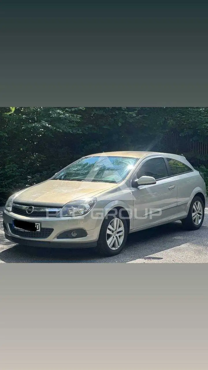 2008 Opel Astra