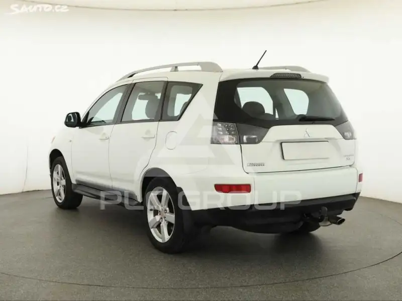 2009 Mitsubishi OUTLANDER