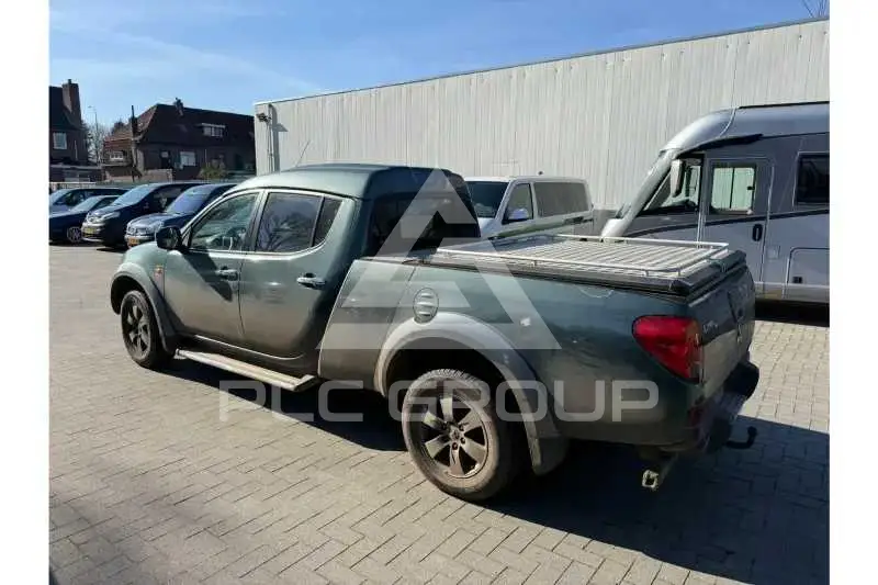 2009 Mitsubishi L200