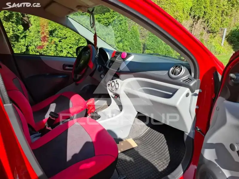 2009 Nissan Pixo