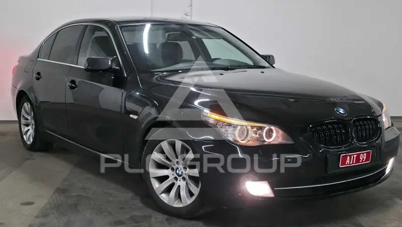 2009 BMW 523