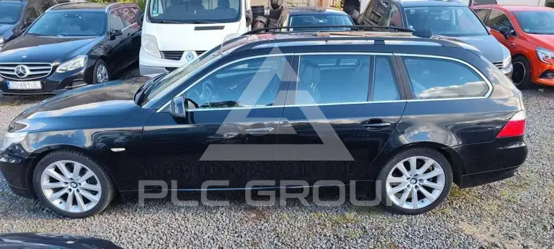 2009 BMW 523