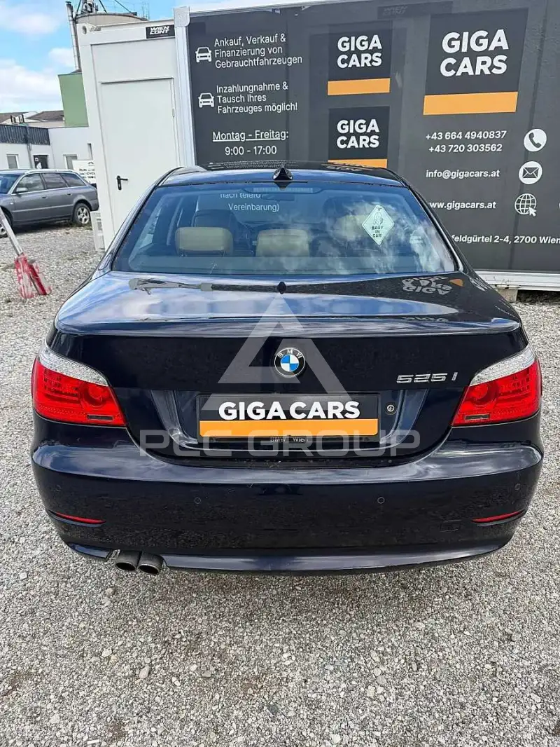 2009 BMW 523