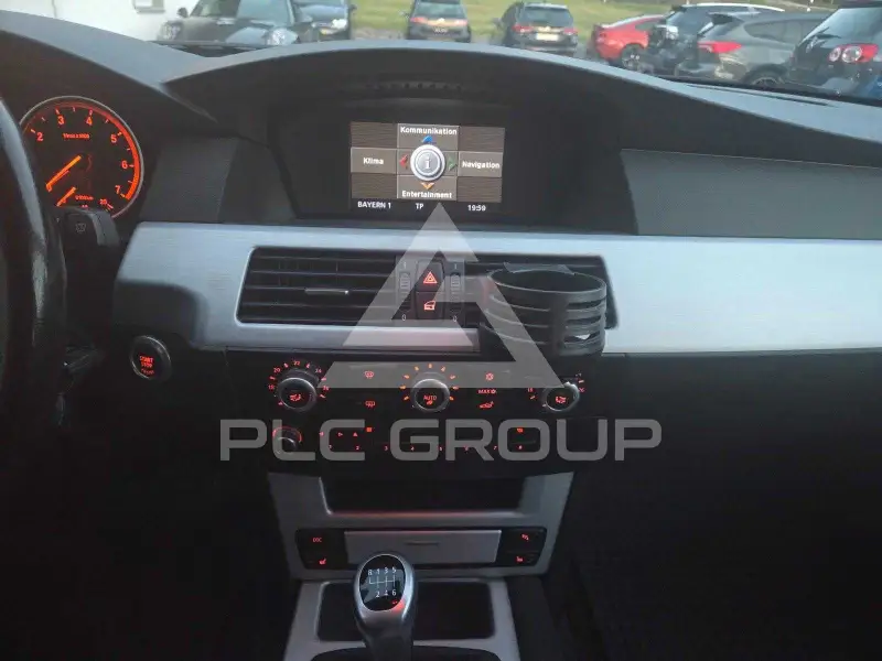 2009 BMW 523