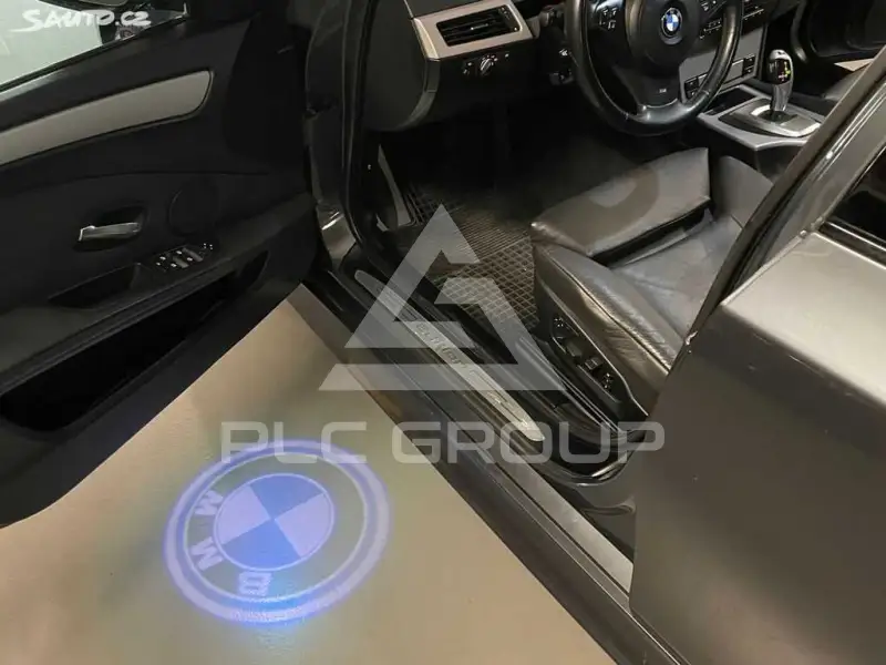 2009 BMW 523