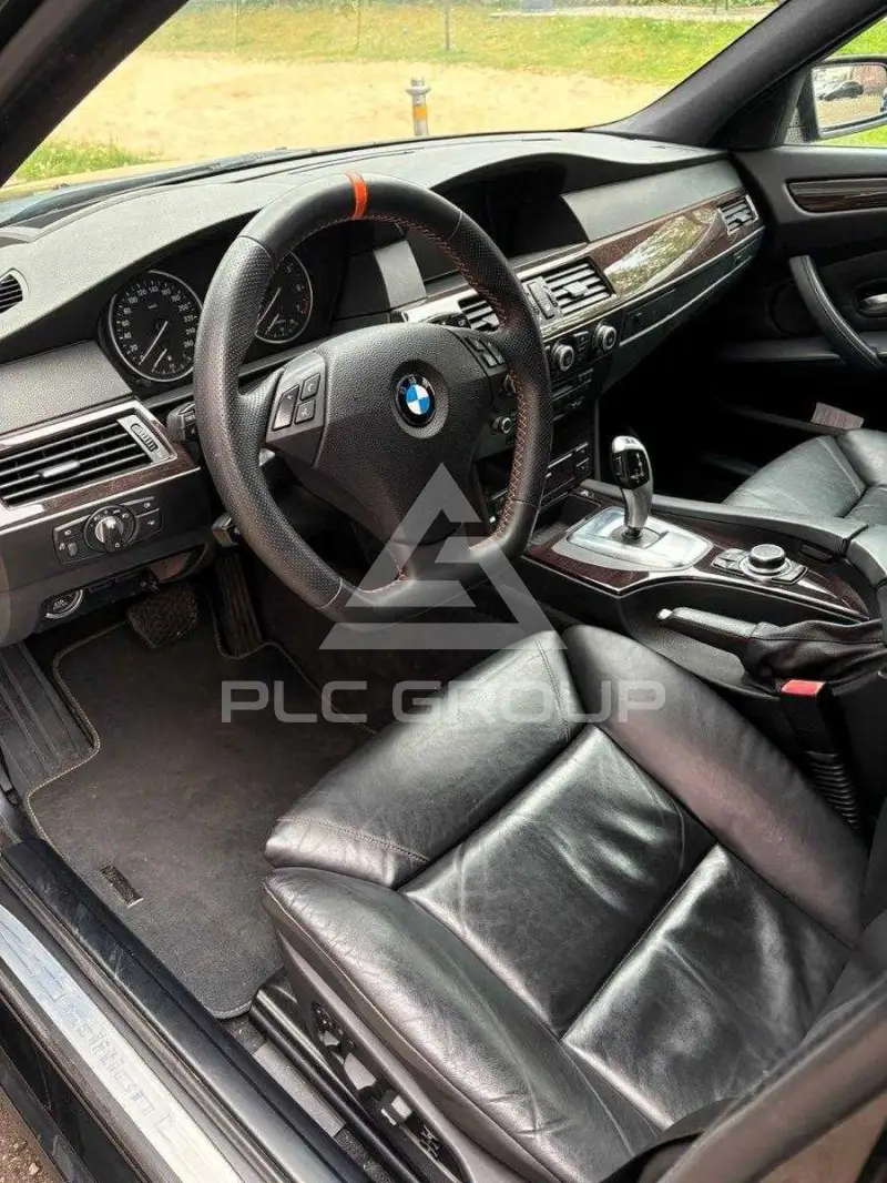 2009 BMW 523