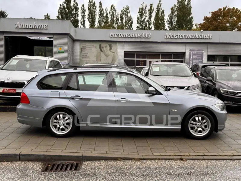 2009 BMW 330