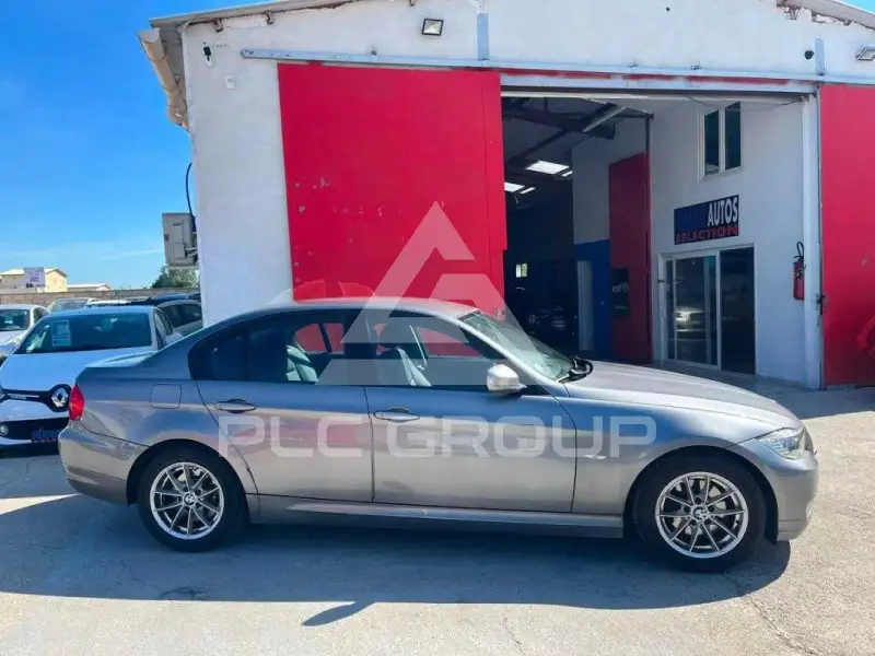 2009 BMW 330