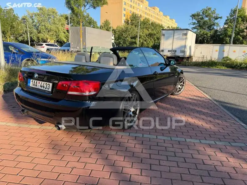 2009 BMW 330