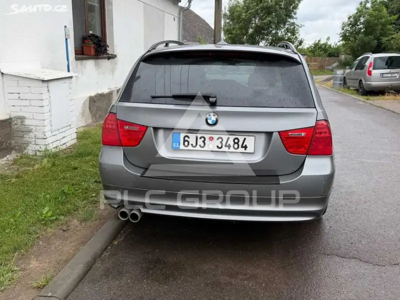 2009 BMW 330