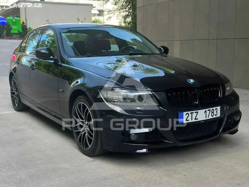 2009 BMW 330
