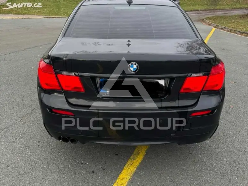 2009 BMW 330