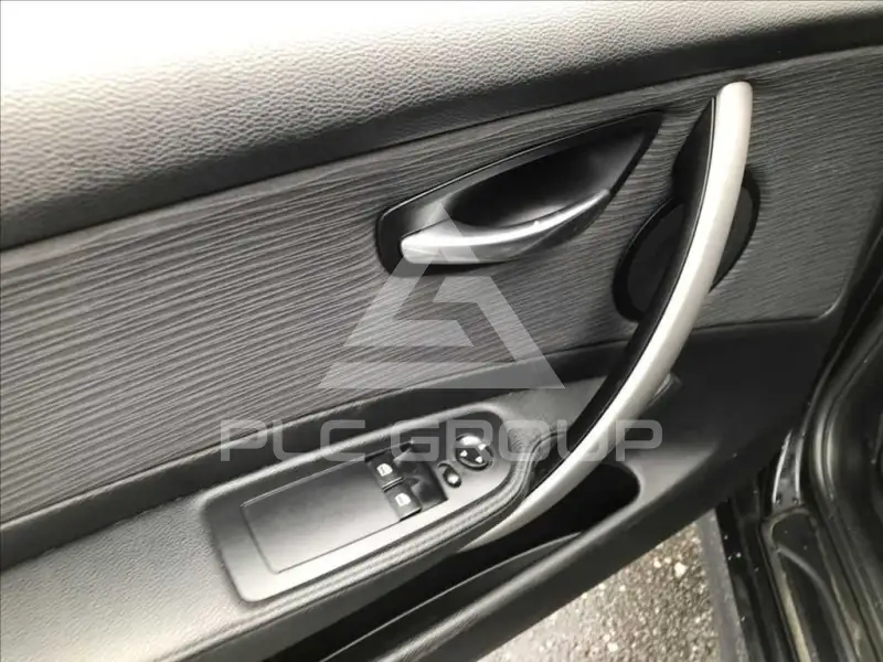 2009 BMW 330