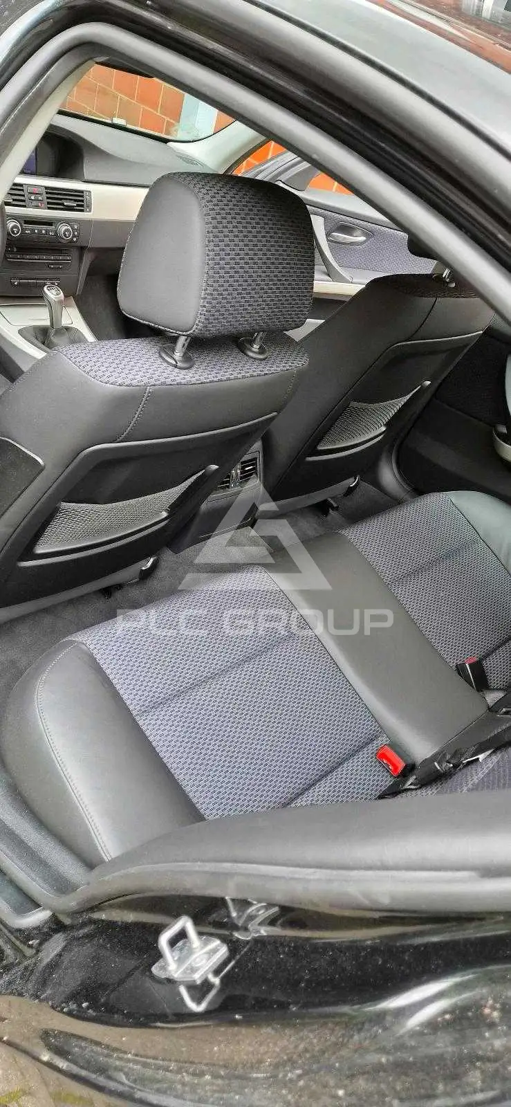 2009 BMW 330