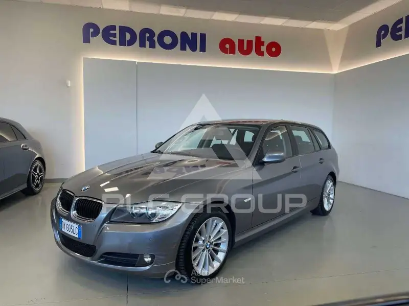 2009 BMW 330