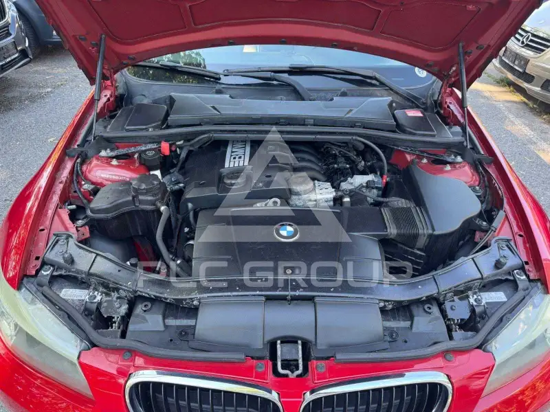 2009 BMW 330