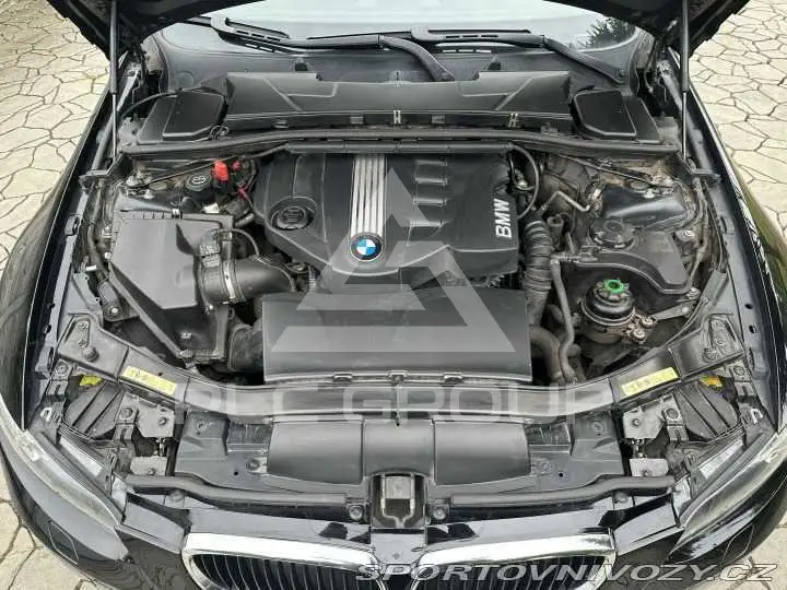 2009 BMW 330