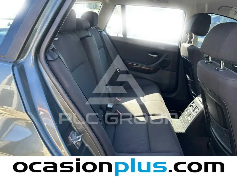 2009 BMW 330