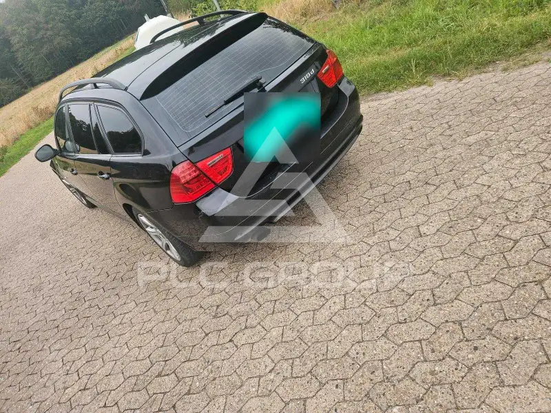 2009 BMW 330
