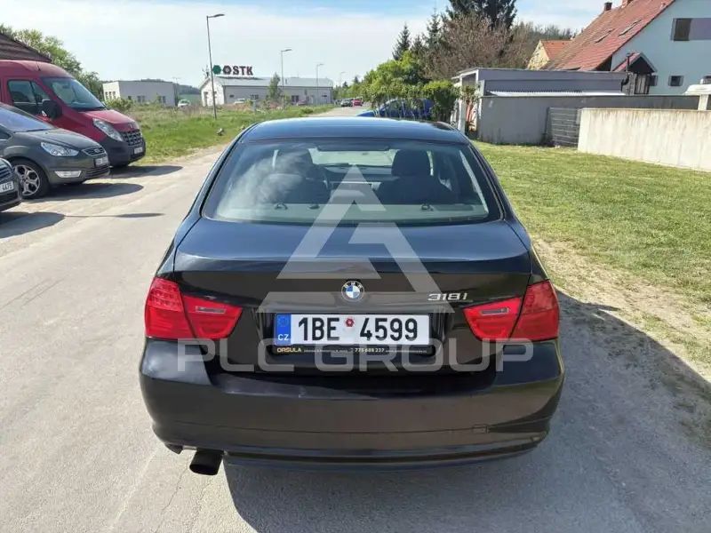 2009 BMW 330