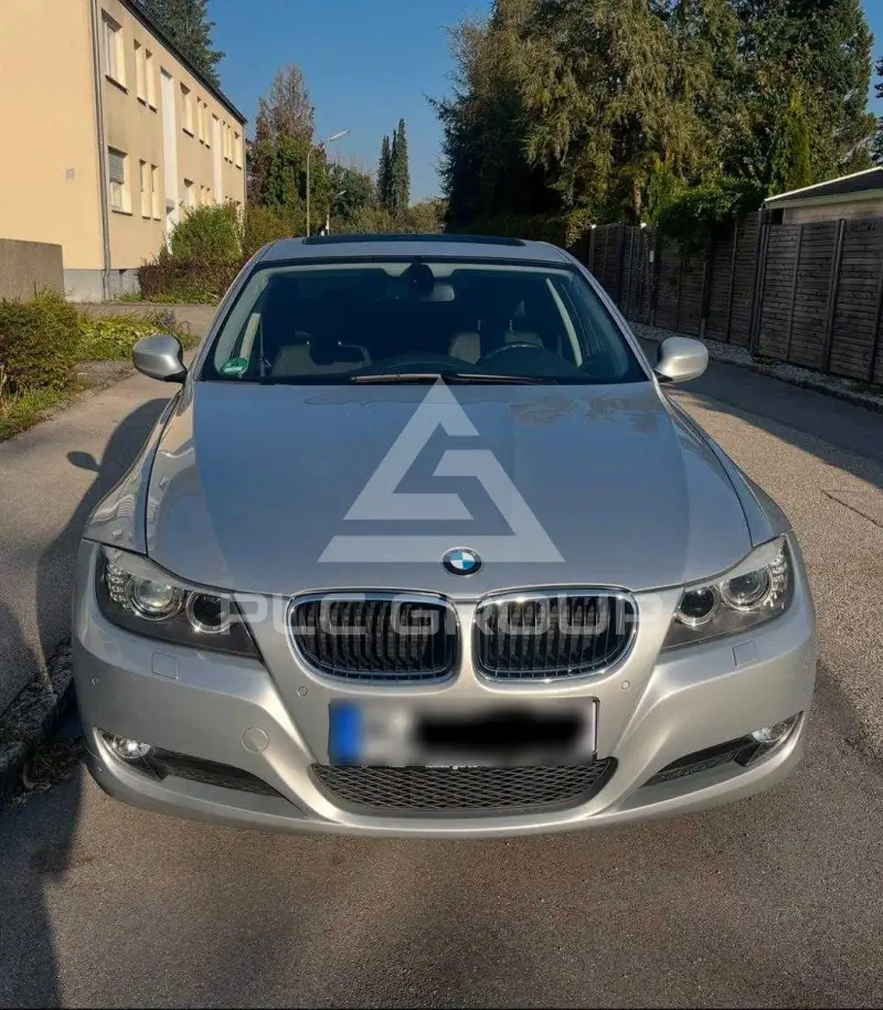 2009 BMW 330