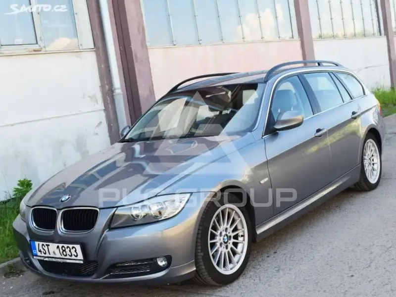 2009 BMW 330