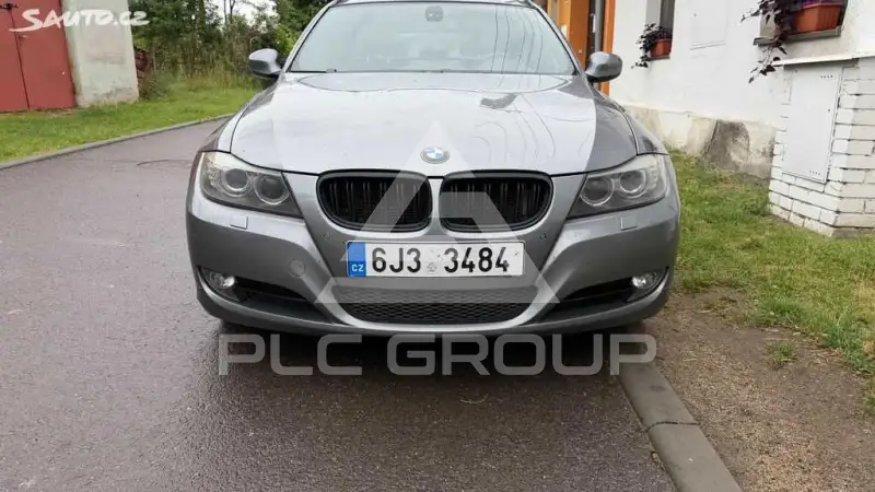 2009 BMW 330