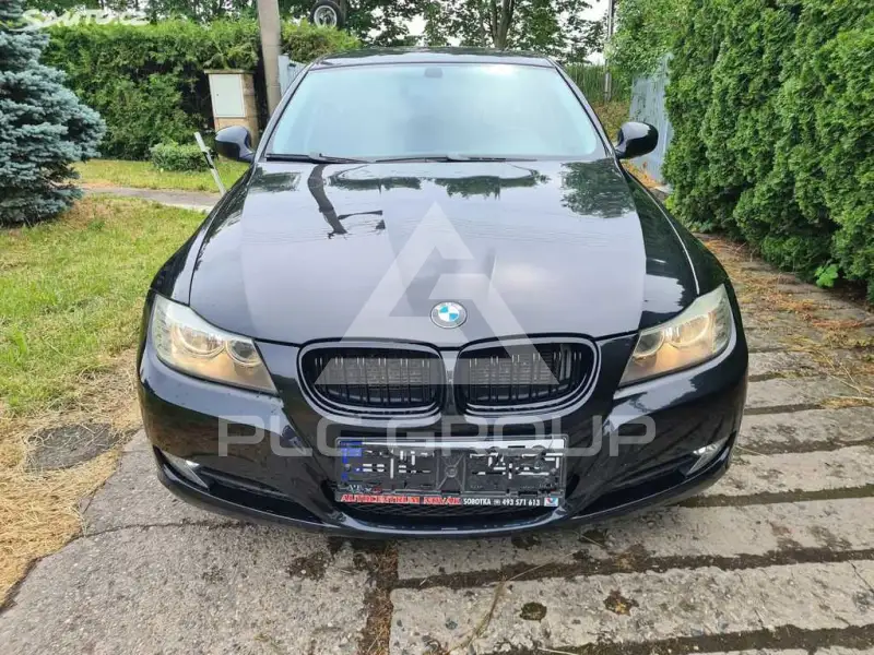 2009 BMW 330
