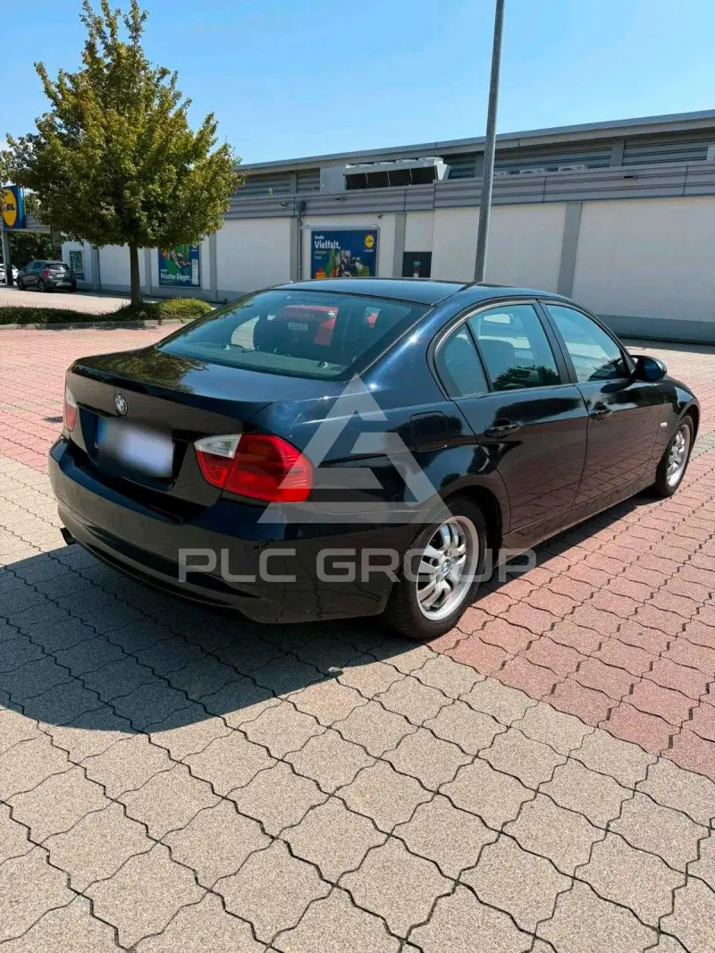 2009 BMW 330