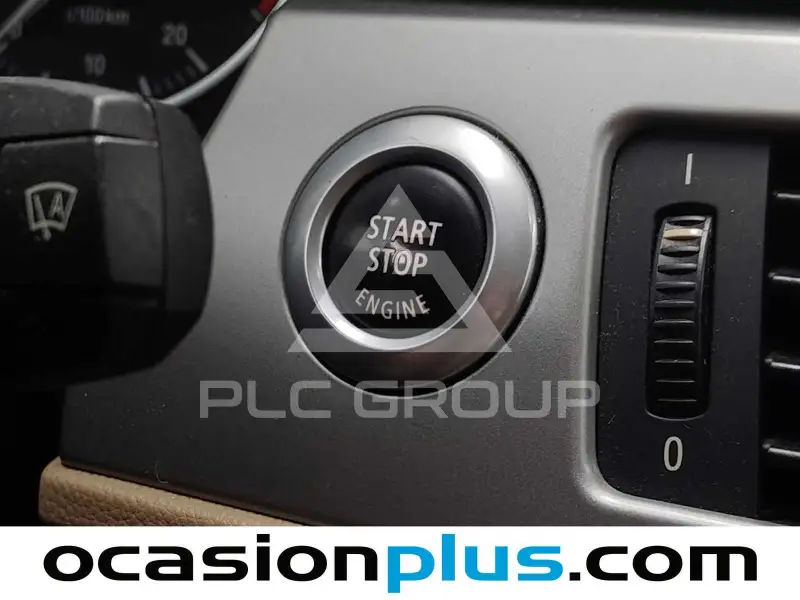 2009 BMW 330
