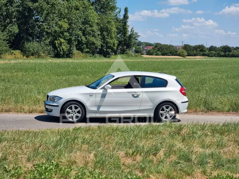 2009 BMW 120