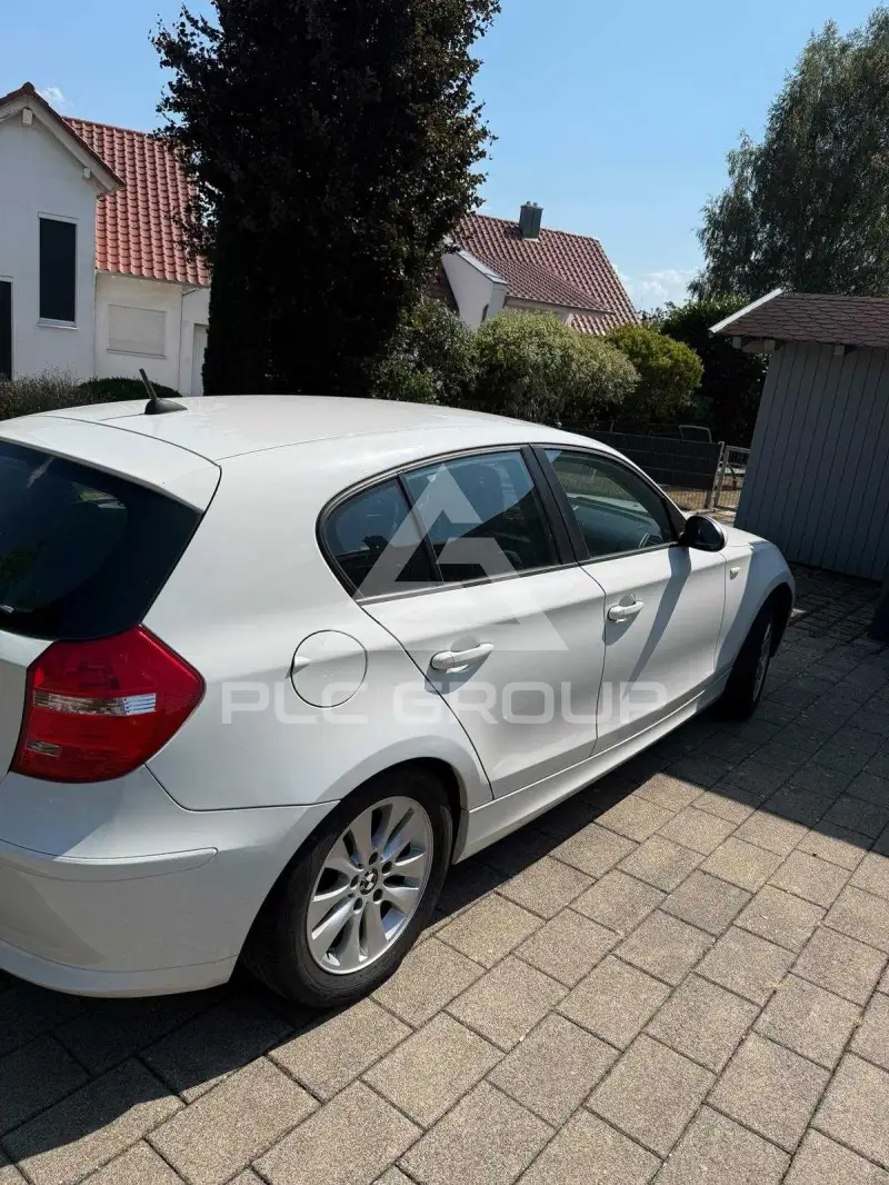 2009 BMW 120