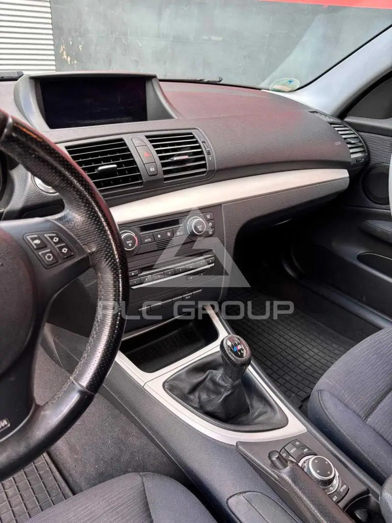 2009 BMW 120