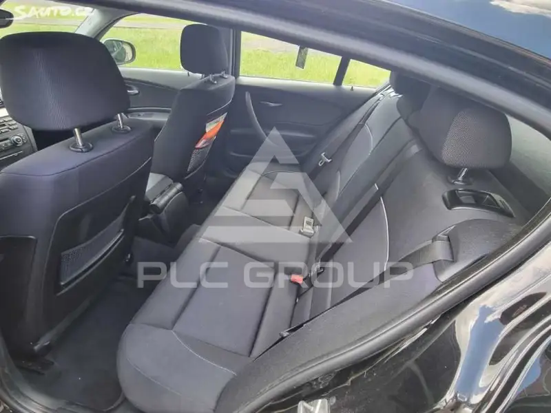 2009 BMW 120